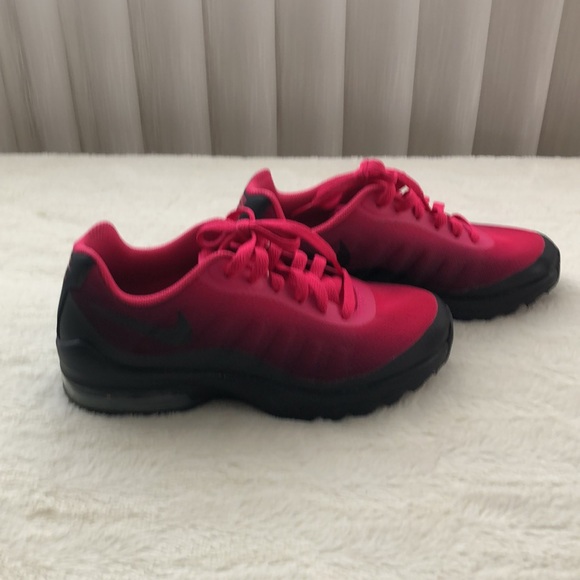 Nike Air Max Invigor 4Y - Picture 2 of 4